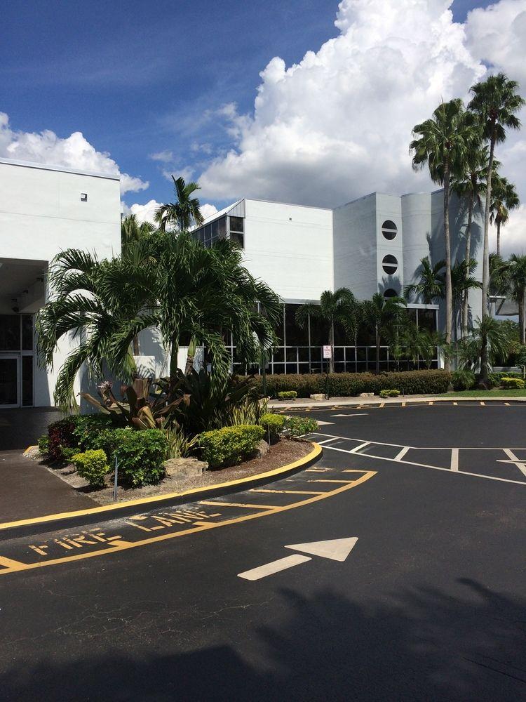 Sawgrass Grand Hotel And Suites Sports Complex Санрайз Экстерьер фото