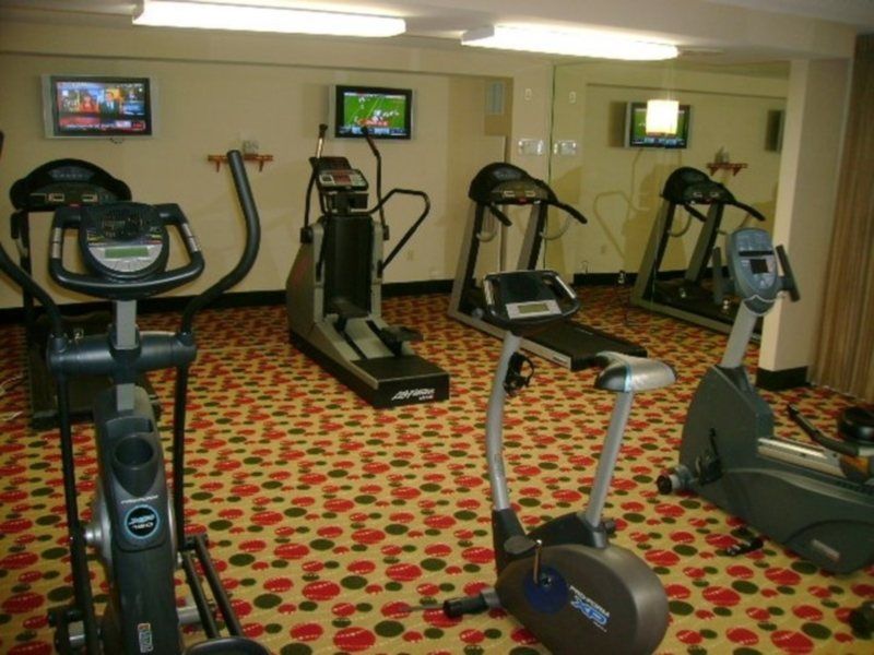Sawgrass Grand Hotel And Suites Sports Complex Санрайз Удобства фото