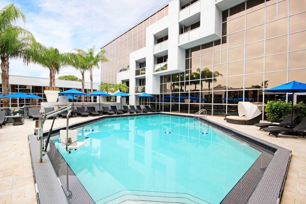 Sawgrass Grand Hotel And Suites Sports Complex Санрайз Экстерьер фото
