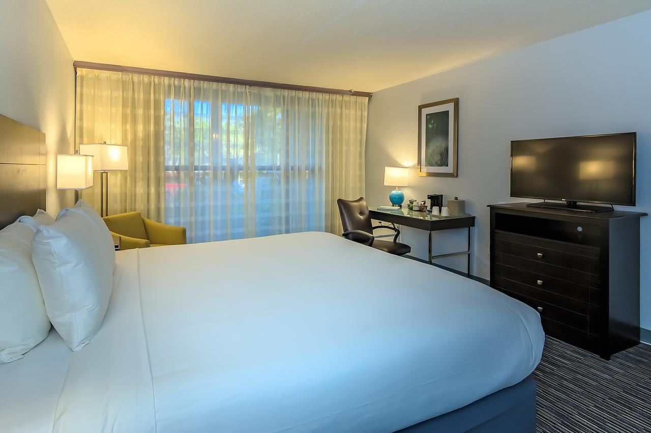 Sawgrass Grand Hotel And Suites Sports Complex Санрайз Экстерьер фото